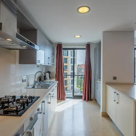 דירה Flh Modern With Balcony פונשל