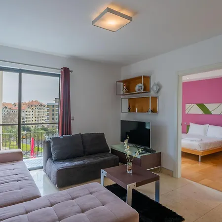 Flh Modern With Balcony *